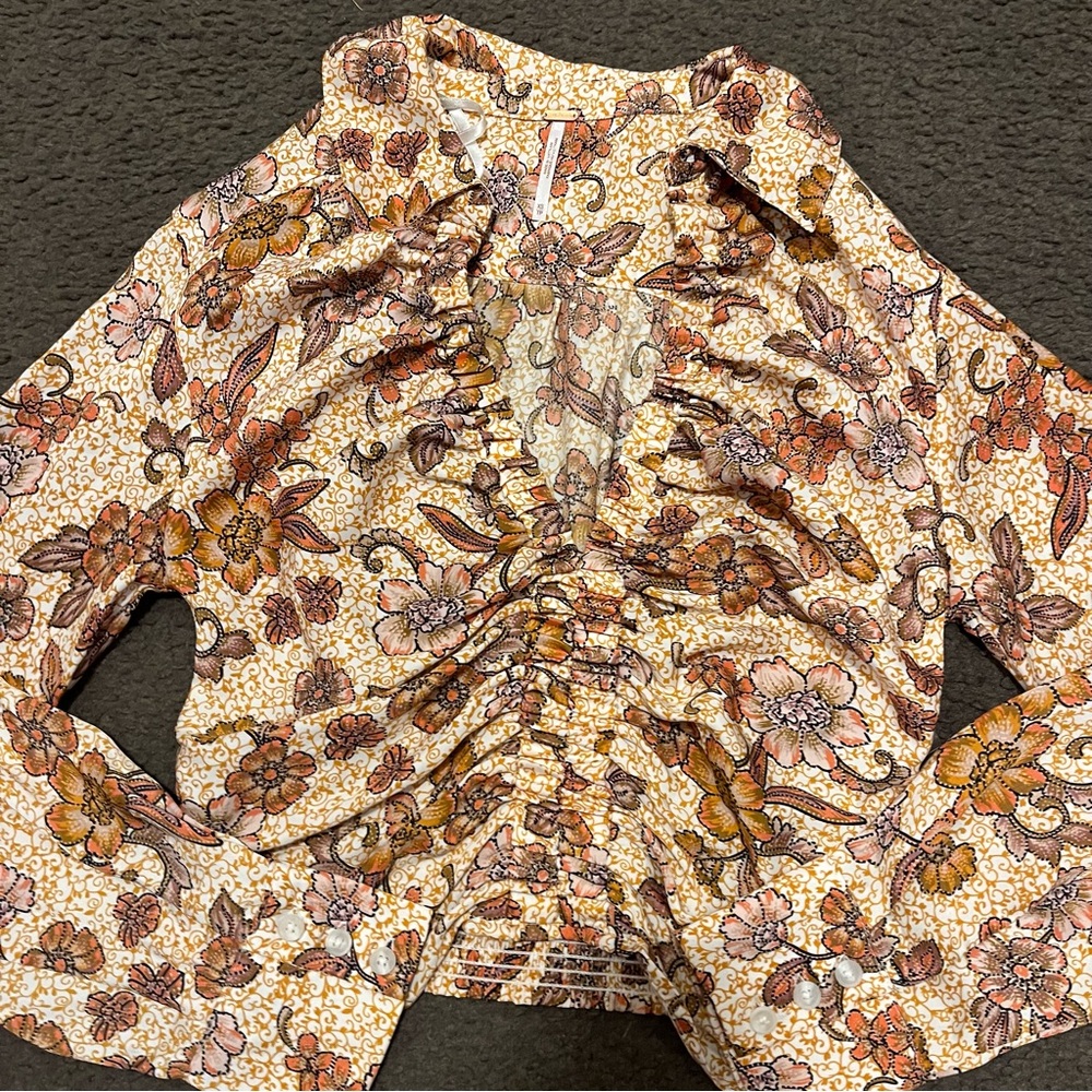 Free People I Got You Floral V-Neck Long Sleeve Top - Picture 5 of 9